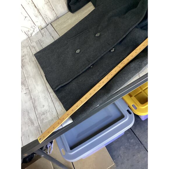 Stephanie Mathews Women's 100% Wool Gray Double Button Coat Jacket Sz 8P Petite - Picture 5 of 9